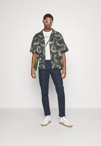 HUGO DONTEVIDEO - T-shirt - bas - white