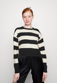 Noisy May CROP KNIT NOOS - Stickad tröja - black