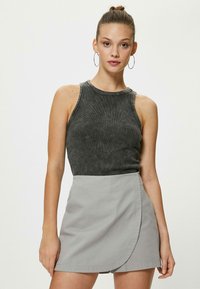 ELASTIC WAIST POCKET DETAIL - Tubenederdele - grey