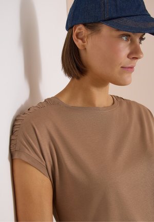 Cecil, KURZARM SHIRT MIT BOATNECK UND RAFFUNG - T-shirt imprimé - creamy mocha