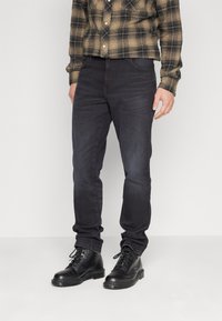 Wrangler - TEXAS SLIM - Straight leg jeans - universe Thumbnail Image 1