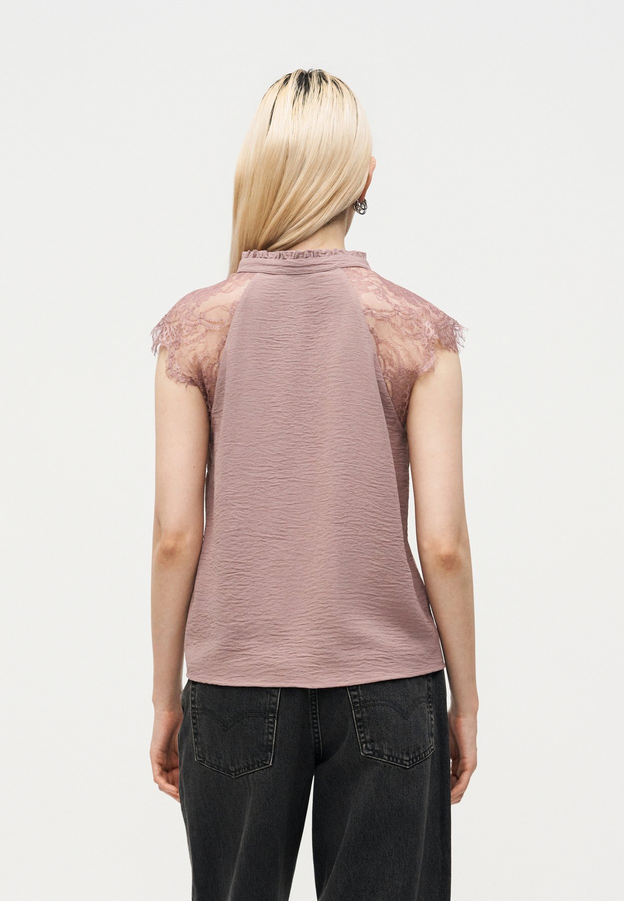 ONLPLOY METTE V NECK