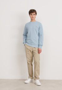GANT SHIELD C NECK - Pusa - stormy sea
