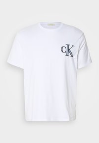 VARSITY PATCH TEE - T-shirts print - brilliant white