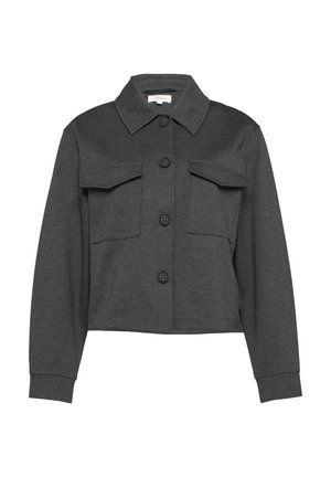 Giacca cropped grigio scuro realizzata in morbido tessuto, con colletto a punte, chiusura a bottoni e due tasche sul petto con pattina.