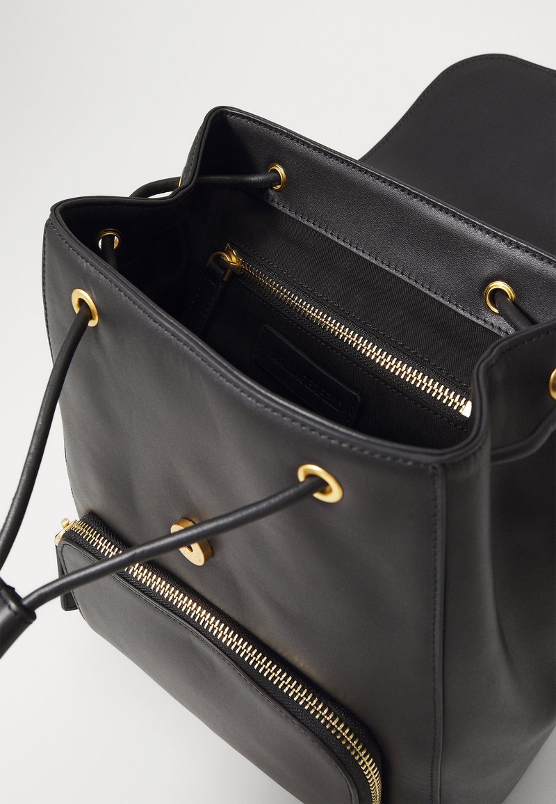 dasein patent leather zip around backpack with front pocket Coronado | No.750 Top-Zip Width Strap Length Backpack Bags | Leather Model:JOC73HMF real wool kanken