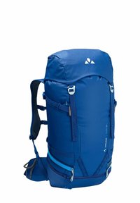 Blauwe wandelrugzak gemaakt van duurzaam materiaal; heeft gevoerde schouderbanden, verstelbare zijgespen en een sluitklep aan de bovenkant.