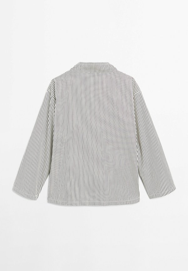 WITH DRAWSTRING COLLAR AND APPLIQUÉ - Blouse3