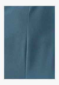 Valitud, petrol blue