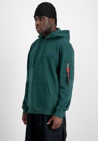 Alpha Industries Felpa con cappuccio - force green