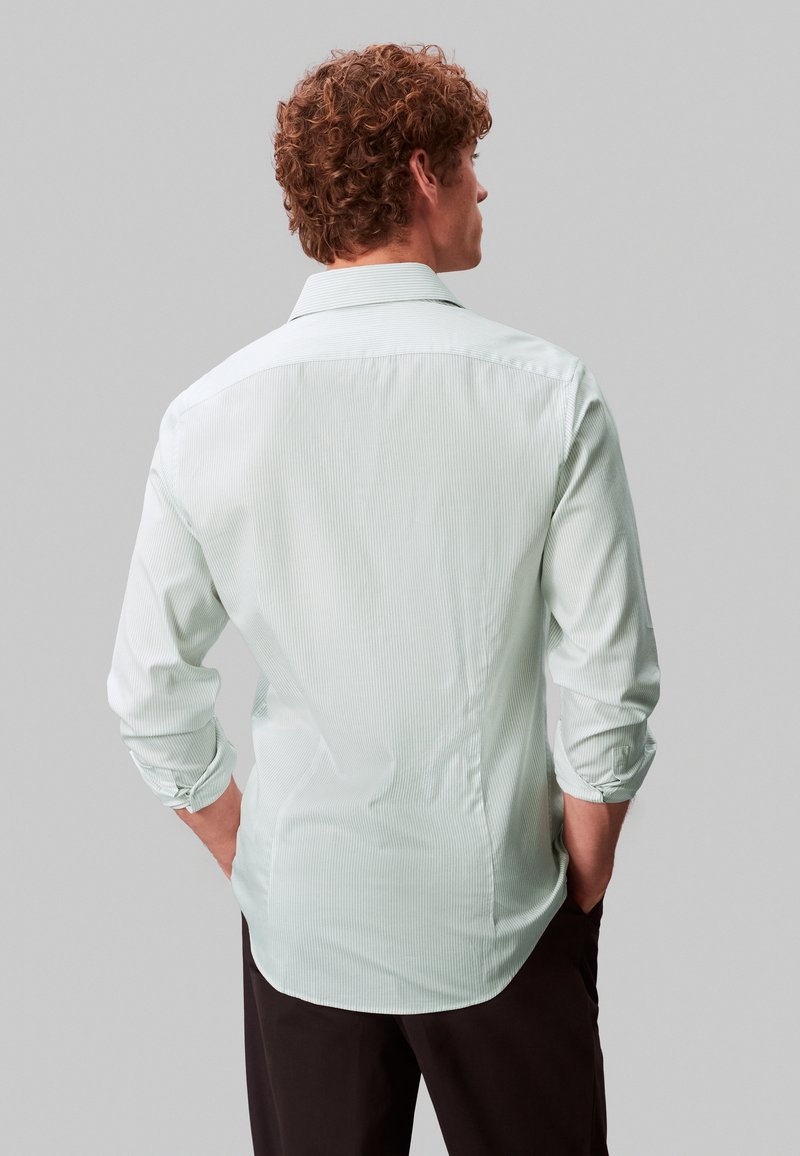 Calvin Klein SLIM - Shirt - sage/light green - Zalando.ie