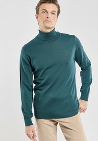 Non sélectionné, dark storm