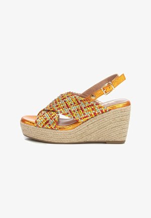 XTI, Sandalias de tacón - orange