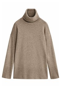 Beżowy sweter z golfem, dziany, z długimi rękawami oraz ściągaczami przy mankietach, dolnej krawędzi i kołnierzu, prezentowany na białym tle.