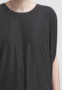 BCBGMAXAZRIA Denní šaty - black