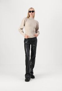 ONLY Tall ONLKATIA - Strikkegenser - mocha meringue