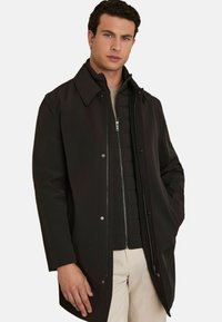 Reiss REGULAR FIT-LOGAN REMOVABLE HYBRID  - Lühike jakk - brown