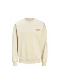 Sudadera beige claro con escote redondo, mangas largas, puños y dobladillo acanalados, que presenta texto impreso en la parte superior izquierda.