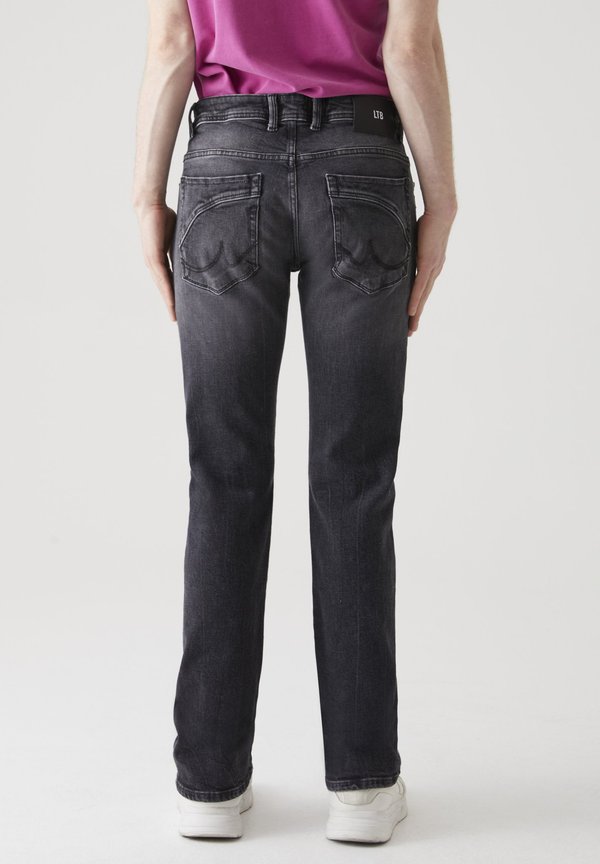 RODEN - Straight leg jeans - adoni wash2