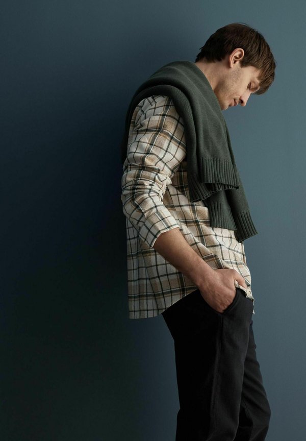 SLH MILES STRUCTURE DYED - Trousers - dark sapphire2