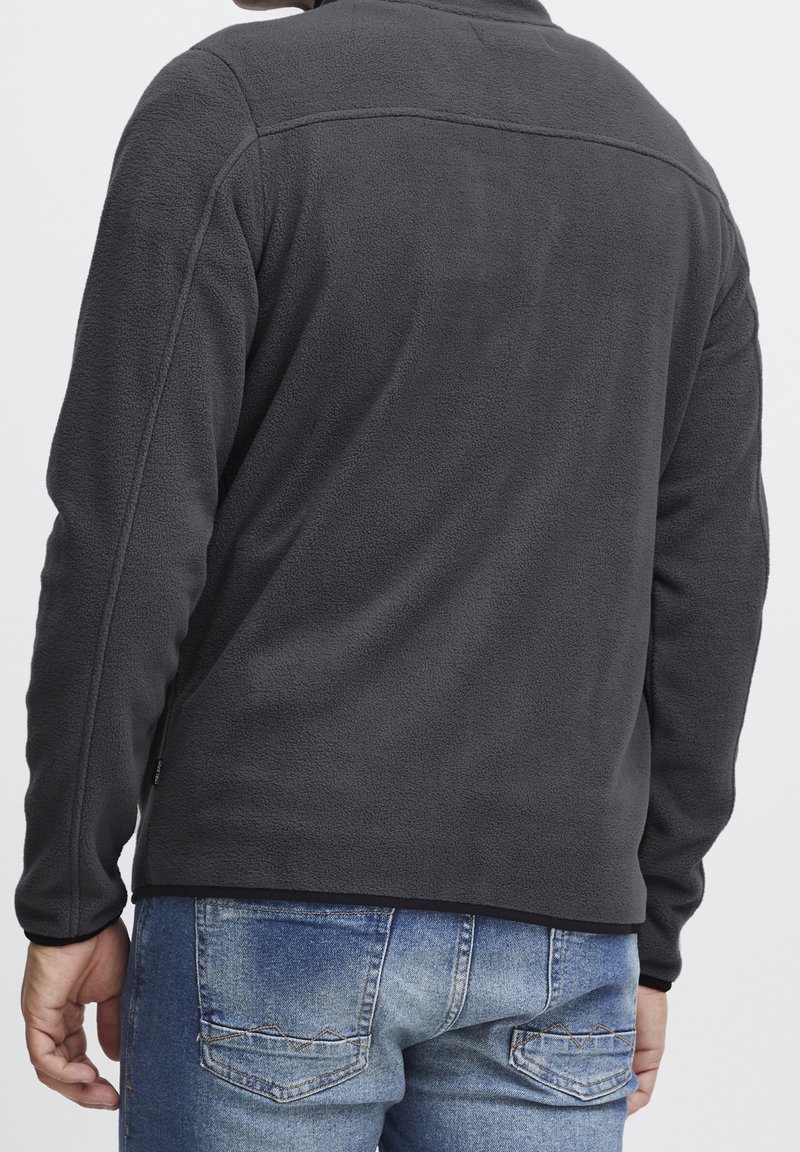 Plaid avec manches flanelle et sherpa - Adulte - Gris