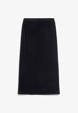 Samt schwarzer Midirock mit glatter Textur, elastischem Bund und einfachem Design. Keine sichtbaren Muster oder Hardware-Details.