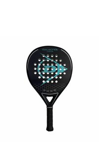 Schwarz Padel-Schläger mit strukturierter Oberfläche, runden Löchern, einem hellblauen Logo und einem strukturierten Griff am Schaft.