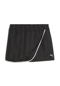 Μαύρη αθλητική φούστα-παντελόνι με διακριτικές κάθετες ρίγες, λευκή επένδυση, ελαστική ζώνη μέσης και μικρό λογότυπο Puma στο κάτω δεξί μέρος.