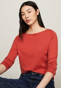 Tommy Hilfiger STITCH BOAT - Maglione - terra red