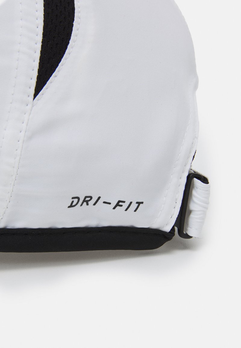 nike featherlight hat grey