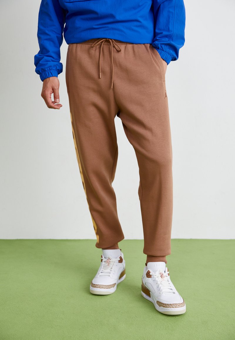 Jordan Trainingsbroek - archaeo brown/orange chalk