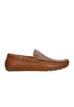 dc moccasins