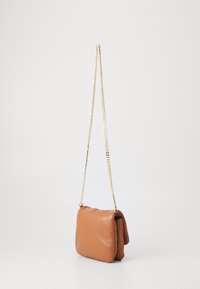 Tommy Hilfiger SOFT CROSSOVER - Sac bandoulière - cinnamon bark