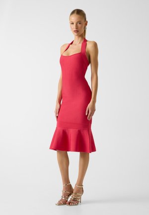 MARCIANO BY GUESS MARCIANO MIDI MIT NECKHOLDER KLEID - Etuikleid - korallenrot