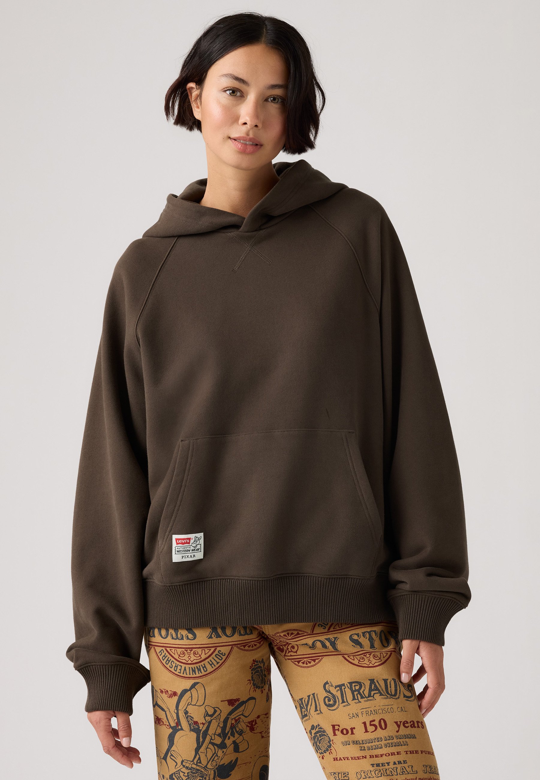 新品LEVI'S x Toy Story Hoodie Brown XL Levi's® x Toy Story Hoodie - Levi's Jeans, Jackets & Clothing