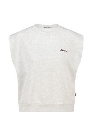 Sweatshirt sans manches gris clair avec épaules rembourrées et petit texte "New York" brodé sur le coin supérieur gauche de la poitrine.