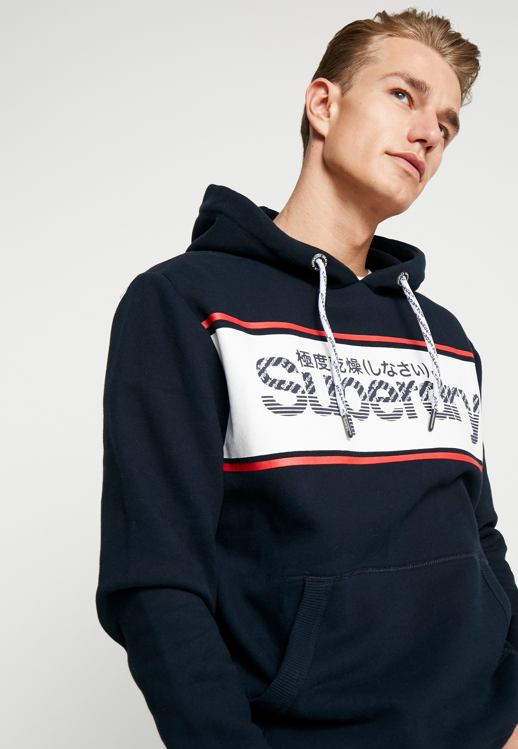 retro sport pullover