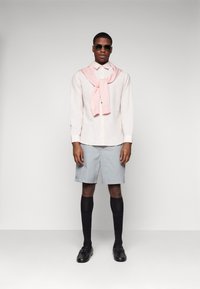 GAP ESSENTIAL  - Short - storm cloud