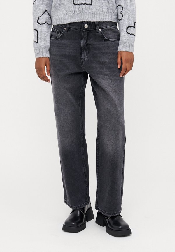 ONLELLA RILEY - Jeans Straight Leg