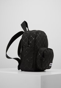 Fila MINI STRAP BACKPACK VARBERG - Sac à dos - black