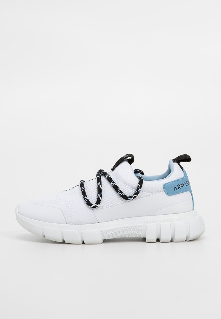 Armani Exchange Sneakers laag crème Armani Exchange Sneakers laag crème