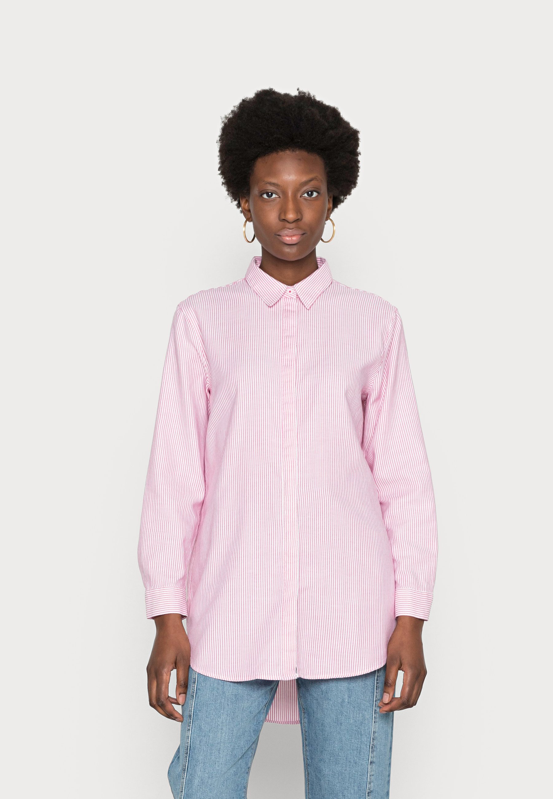 Esprit BLOUSE - Button-down blouse 