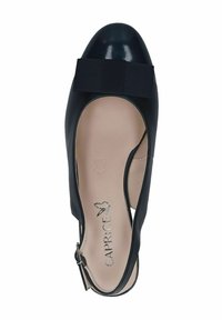 Černé lodičky na slingback s kulatou lakovanou špičkou, širokou textilní mašlí, koženým svrškem a béžovou stélkou s logem.