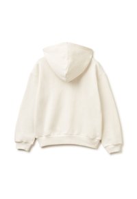 Crème-kleurige hoodie met een zachte textuur, voorzien van een relaxed fit, geribde boorden en onderrand, en een achternaad voor structuur.