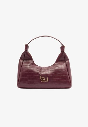 Piccola borsa bordeaux con texture a coccodrillo, tracolla singola e logo dorato "byblos" sul fronte.