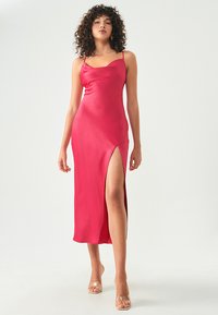 BWLDR DOME  - Šaty do práce - hot pink