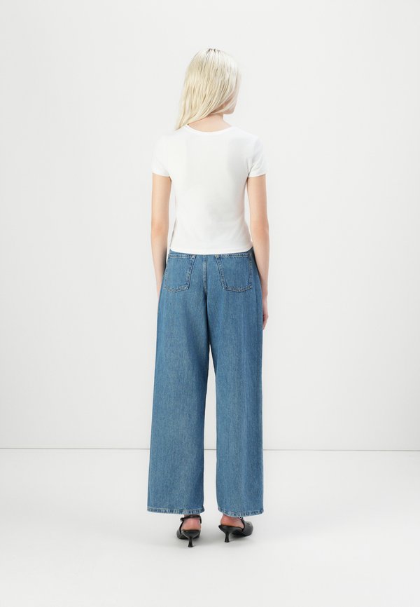 NMMOLLY LEO - Print T-shirt2