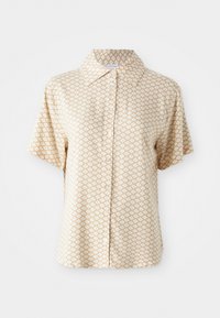 Béžová košeľa s krátkym rukávom na gombíky, s malým bielym geometrickým vzorom diamantov a špicatým golierom.