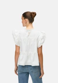 Vero Moda ISOLDE  - Bluse - snow white