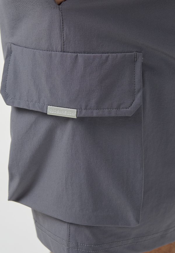 PREMIUM - Shorts - charcoal2